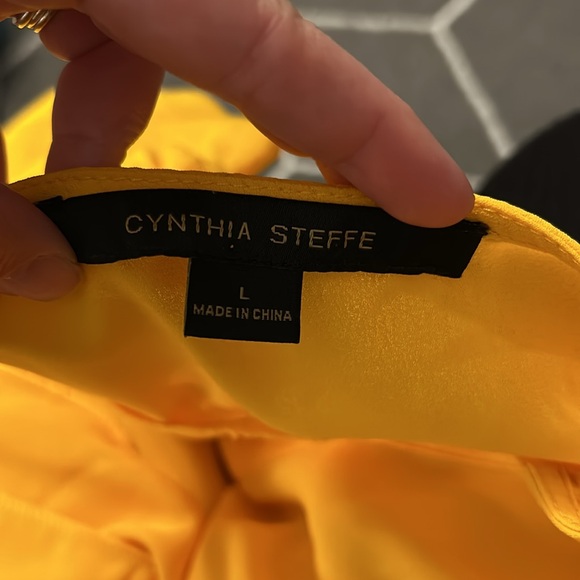 NWT Cynthia Steffe Flutter sleeve blouse - Picture 4 of 6